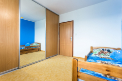 stouracova-3 (Custom)